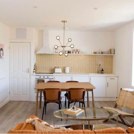 Boutique Central Margate Apt. - Edge Of Old Town! 외부 사진